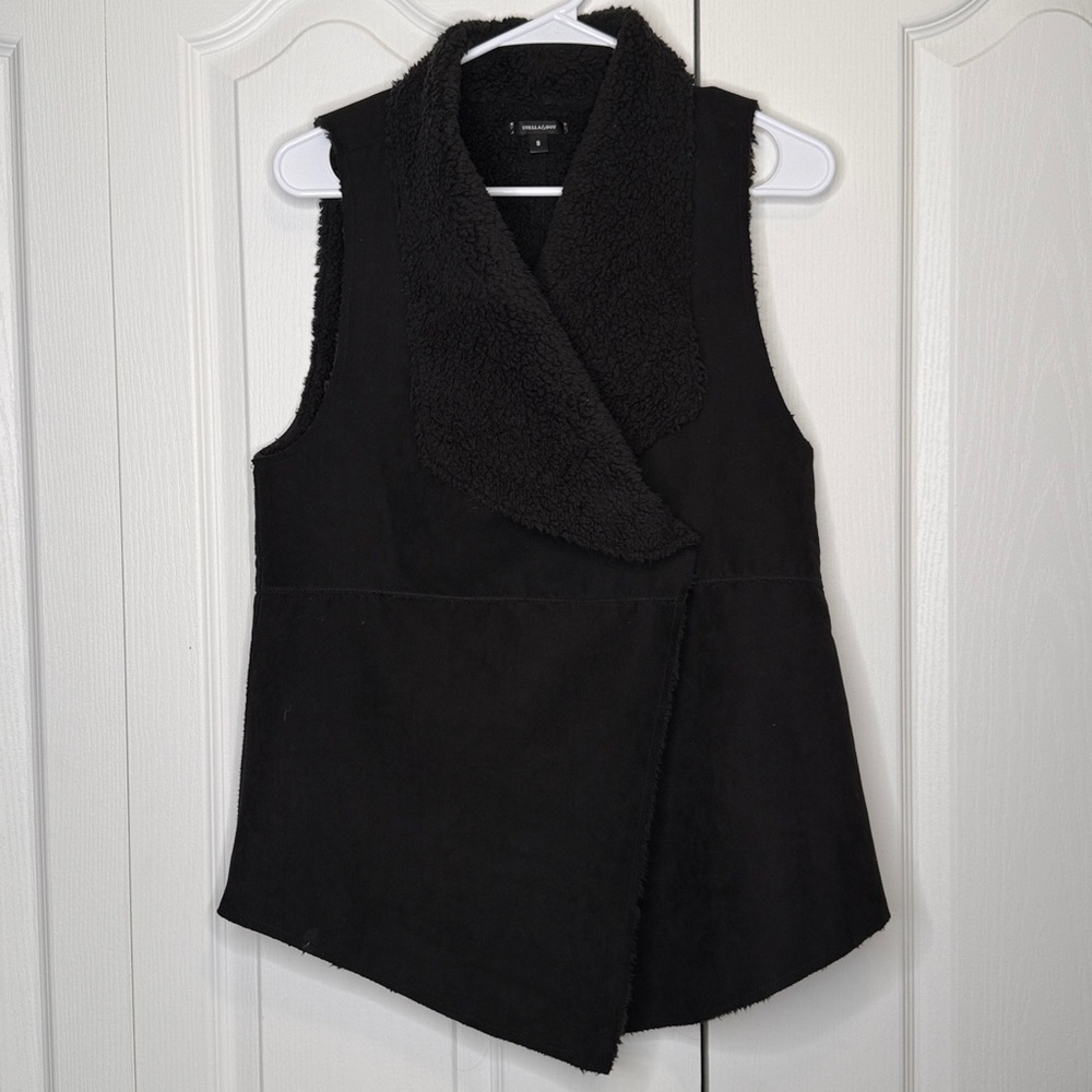 Stella & Dot Chalet Vest - Faux shearling - Black size small - Picture 4 of 11
